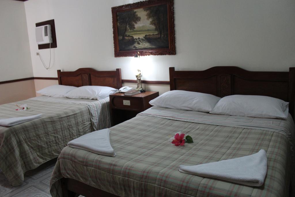 Tonglen Beach Resort Balabag  الغرفة الصورة