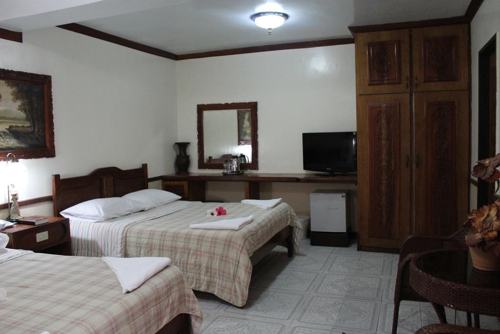 Tonglen Beach Resort Balabag  الغرفة الصورة